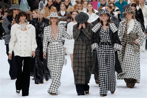 karl lagerfeld chanel fashion show|Karl Lagerfeld inspiration.